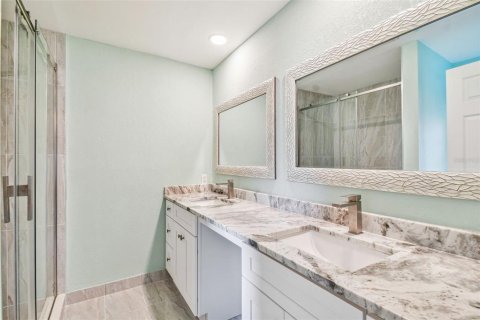 Купить виллу или дом в Валрико, Флорида 6 комнат, 164.99м2, № 2283987 - фото 26