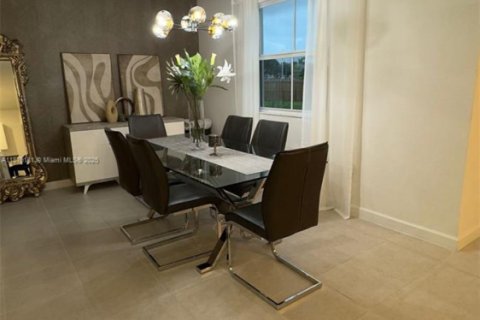 Снять в аренду виллу или дом в Хомстед, Флорида 3 спальни, 274.34м2, № 1928994 - фото 8