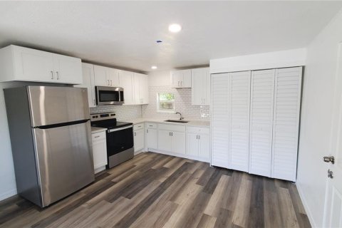 Villa ou maison à vendre à Saint Petersburg, Floride: 3 chambres, 86.96 m2 № 1848178 - photo 2
