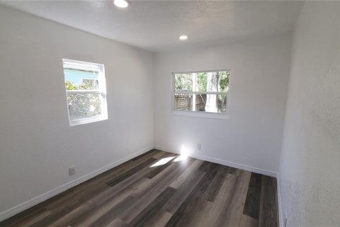 Villa ou maison à vendre à Saint Petersburg, Floride: 3 chambres, 86.96 m2 № 1848178 - photo 3