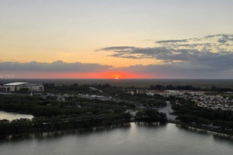 Condo in Sunrise, Florida, 3 bedrooms  № 1890863 - photo 17