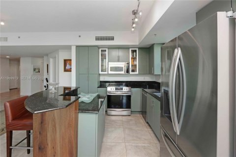 Condominio en venta en North Bay Village, Florida, 3 dormitorios, 144.18 m2 № 2030809 - foto 10