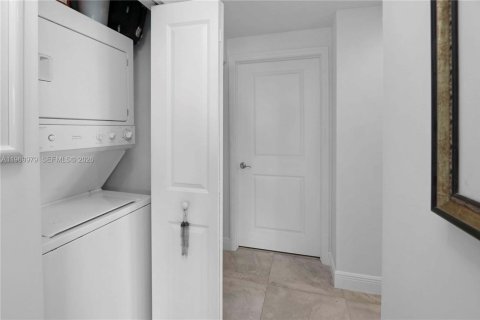 Condominio en venta en North Bay Village, Florida, 3 dormitorios, 144.18 m2 № 2030809 - foto 23