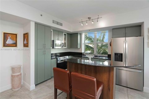 Condominio en venta en North Bay Village, Florida, 3 dormitorios, 144.18 m2 № 2030809 - foto 7