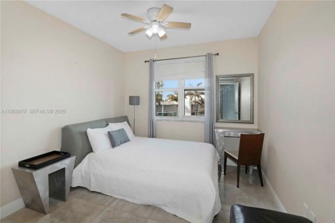 Condominio en venta en North Bay Village, Florida, 3 dormitorios, 144.18 m2 № 2030809 - foto 22