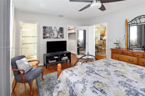 Casa en venta en North Miami, Florida, 3 dormitorios, 123.75 m2 № 1942183 - foto 18