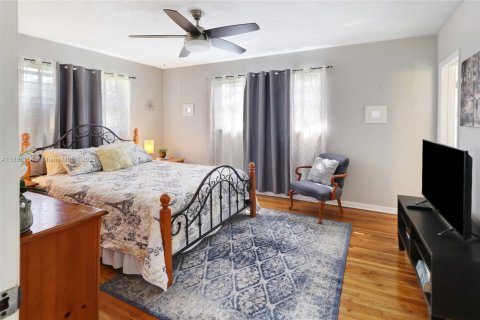 Casa en venta en North Miami, Florida, 3 dormitorios, 123.75 m2 № 1942183 - foto 17