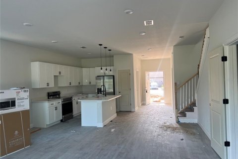 House in Orlando, Florida 4 bedrooms, 173.17 sq.m. № 1795946 - photo 5