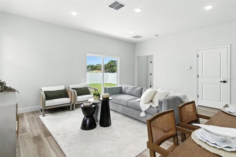 House in Orlando, Florida 4 bedrooms, 173.17 sq.m. № 1795946 - photo 13