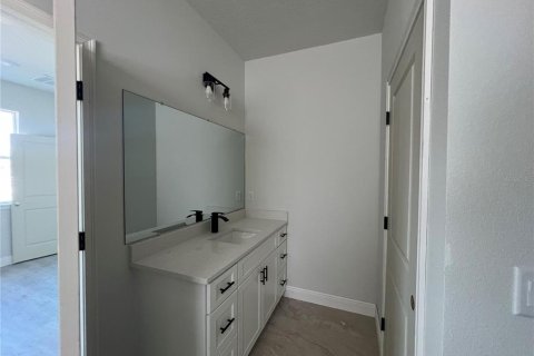 House in Orlando, Florida 4 bedrooms, 173.17 sq.m. № 1795946 - photo 9