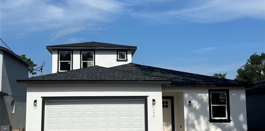 House in Orlando, Florida 4 bedrooms, 173.17 sq.m. № 1795946