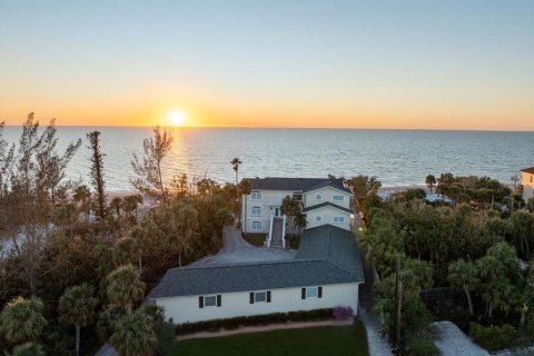 Villa ou maison à vendre à Englewood, Floride: 5 chambres, 485.23 m2 № 1651740 - photo 1