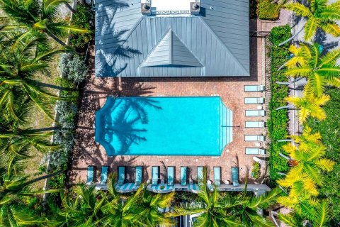 Condominio en alquiler en Delray Beach, Florida, 3 dormitorios, 131.92 m2 № 1077484 - foto 1