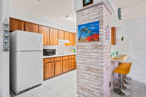 Condo in New Port Richey, Florida, 1 bedroom  № 1907605 - photo 10