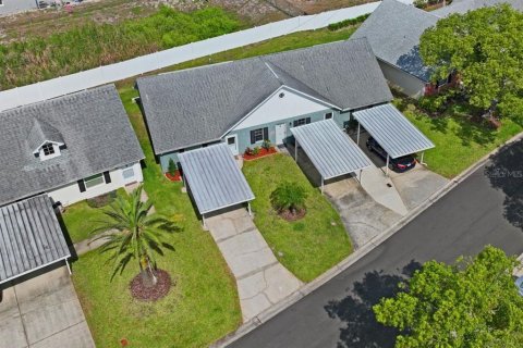 Condo in New Port Richey, Florida, 1 bedroom  № 1907605 - photo 27