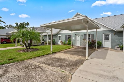 Condo in New Port Richey, Florida, 1 bedroom  № 1907605 - photo 24