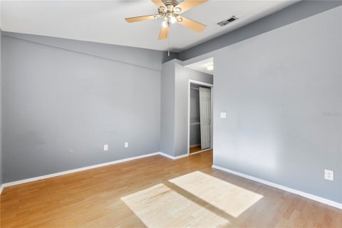 Townhouse in Tampa, Florida 2 bedrooms, 117.06 sq.m. № 1893757 - photo 18