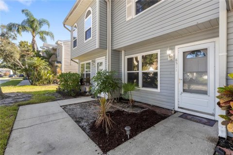 Townhouse in Tampa, Florida 2 bedrooms, 117.06 sq.m. № 1893757 - photo 30