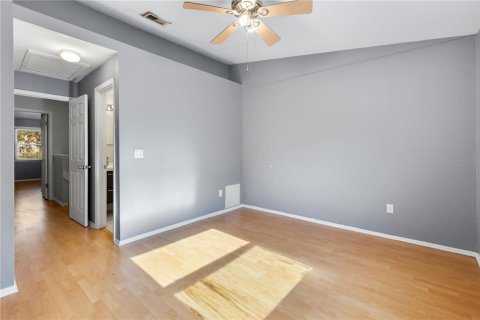 Townhouse in Tampa, Florida 2 bedrooms, 117.06 sq.m. № 1893757 - photo 19