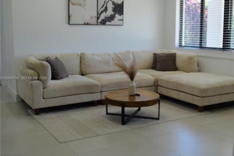 Casa en venta en Fort Lauderdale, Florida, 4 dormitorios, 175.49 m2 № 2074295 - foto 6