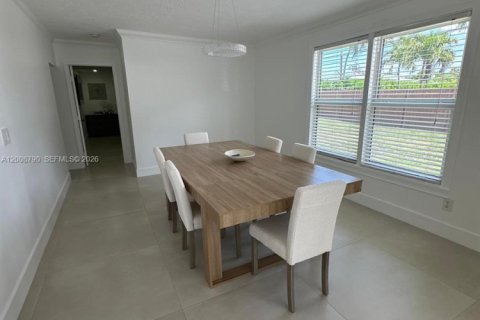 Casa en venta en Fort Lauderdale, Florida, 4 dormitorios, 175.49 m2 № 2074295 - foto 22