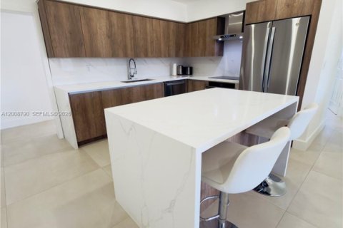 Casa en venta en Fort Lauderdale, Florida, 4 dormitorios, 175.49 m2 № 2074295 - foto 8