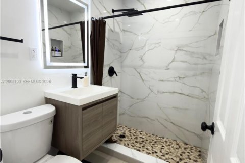 Casa en venta en Fort Lauderdale, Florida, 4 dormitorios, 175.49 m2 № 2074295 - foto 14