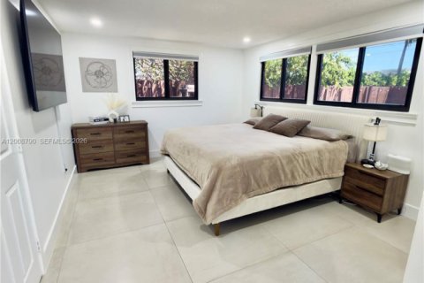 Casa en venta en Fort Lauderdale, Florida, 4 dormitorios, 175.49 m2 № 2074295 - foto 12
