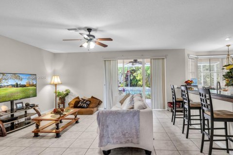 House in Weston, Florida 5 bedrooms, 259.48 sq.m. № 2023549 - photo 17