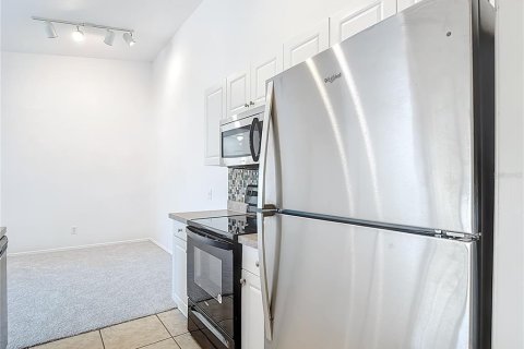 Купить кондоминиум в Зеферхиллс-Норт, Флорида 3 комнаты, 123.1м2, № 2092938 - фото 19