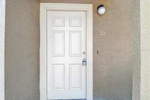 Купить кондоминиум в Зеферхиллс-Норт, Флорида 3 комнаты, 123.1м2, № 2092938 - фото 5