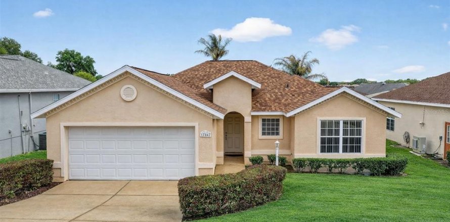 Villa ou maison à Summerfield, Floride 3 chambres, 148.36 m2 № 2195607