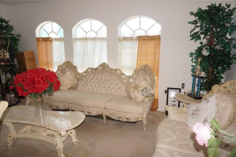 House in Punta Gorda, Florida 4 bedrooms, 208.38 sq.m. № 1576427 - photo 7