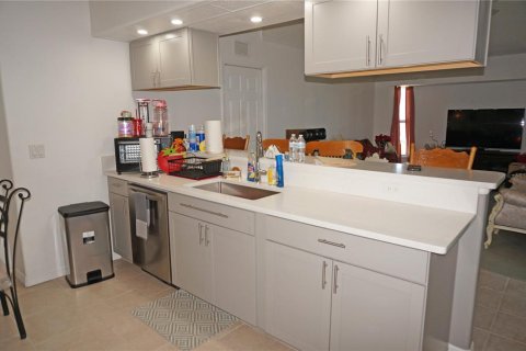 House in Punta Gorda, Florida 4 bedrooms, 208.38 sq.m. № 1576427 - photo 13