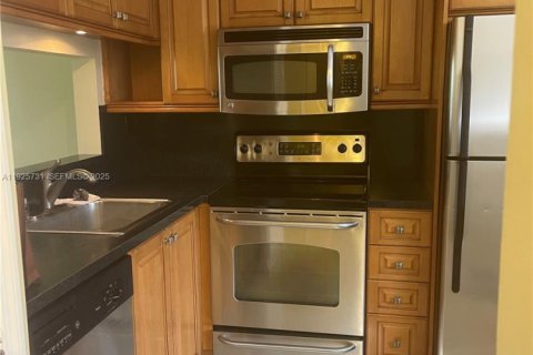 Copropriété à louer à Aventura, Floride: 1 chambre, 74.32 m2 № 1986398 - photo 3