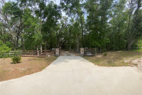 House in Anthony, Florida 3 bedrooms, 209.22 sq.m. № 1656851 - photo 25
