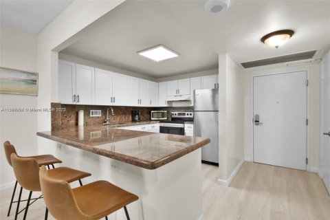 Copropriété à louer à Miami Beach, Floride: 1 chambre, 78.97 m2 № 1946688 - photo 21
