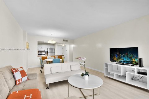 Copropriété à louer à Miami Beach, Floride: 1 chambre, 78.97 m2 № 1946688 - photo 25