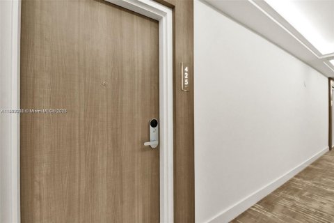 Copropriété à louer à Miami Beach, Floride: 1 chambre, 78.97 m2 № 1946688 - photo 12
