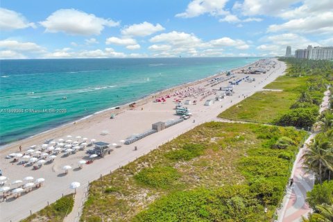 Copropriété à louer à Miami Beach, Floride: 1 chambre, 78.97 m2 № 1946688 - photo 4