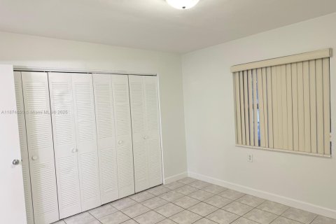 Снять в аренду кондоминиум в Майами, Флорида 2 спальни, 91.6м2, № 1927970 - фото 10