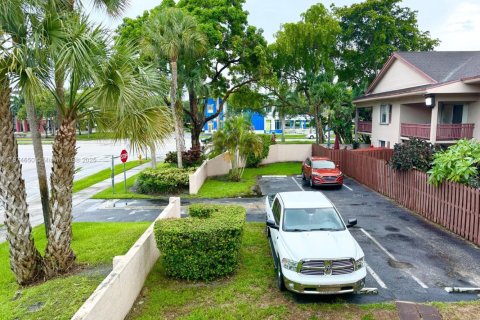 Снять в аренду кондоминиум в Майами, Флорида 2 спальни, 91.6м2, № 1927970 - фото 18