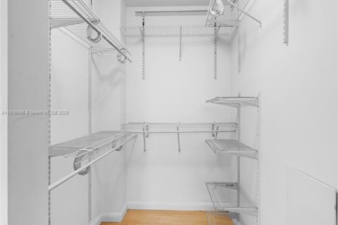 Copropriété à louer à Miami, Floride: 45.71 m2 № 1772581 - photo 6
