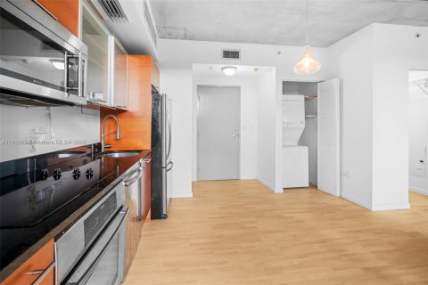 Copropriété à louer à Miami, Floride: 45.71 m2 № 1772581 - photo 3