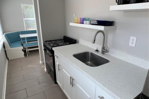 Copropriété à louer à Miami Beach, Floride: 36.23 m2 № 1882281 - photo 20