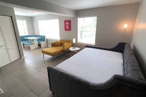 Copropriété à louer à Miami Beach, Floride: 36.23 m2 № 1882281 - photo 7