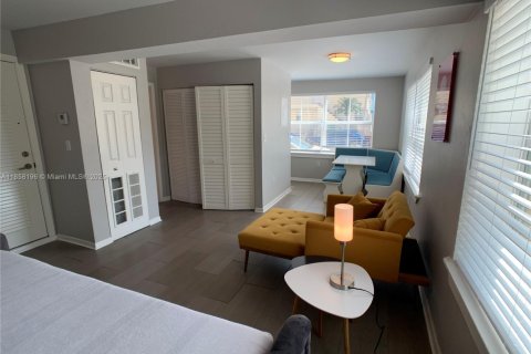 Copropriété à louer à Miami Beach, Floride: 36.23 m2 № 1882281 - photo 8