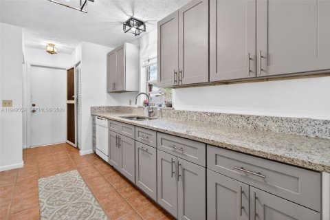 Villa ou maison à vendre à Port St. Lucie, Floride: 3 chambres, 120.4 m2 № 2005002 - photo 5