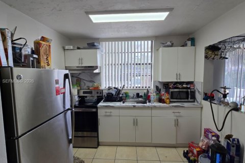 Condo in Lauderhill, Florida, 2 bedrooms  № 2263807