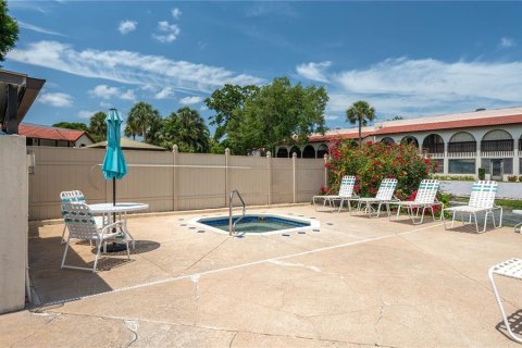 Condo in Lake Wales, Florida, 2 bedrooms  № 1662968 - photo 27